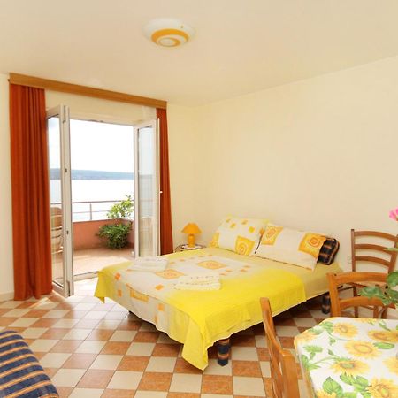 Apartments By The Sea Crikvenica - 2354 Oda fotoğraf