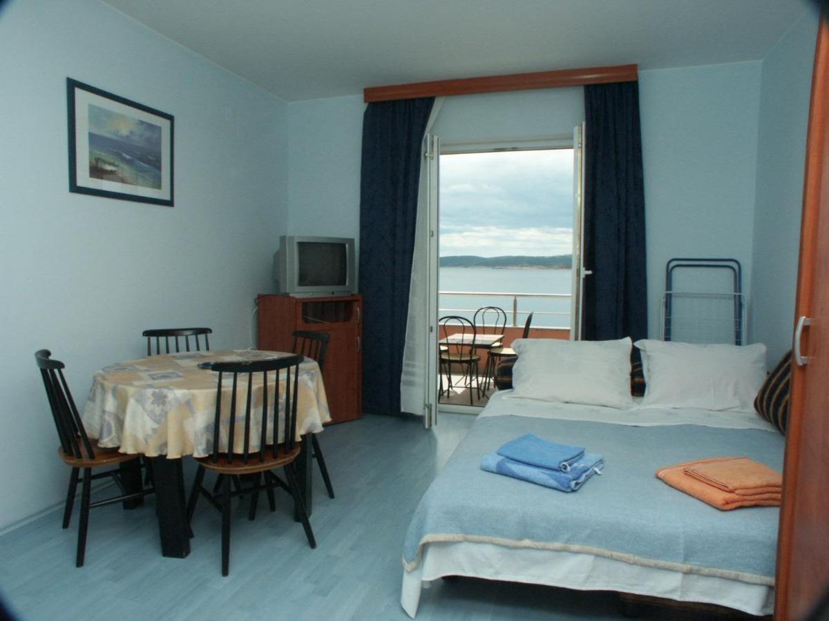 Apartments By The Sea Crikvenica - 2354 Dış mekan fotoğraf