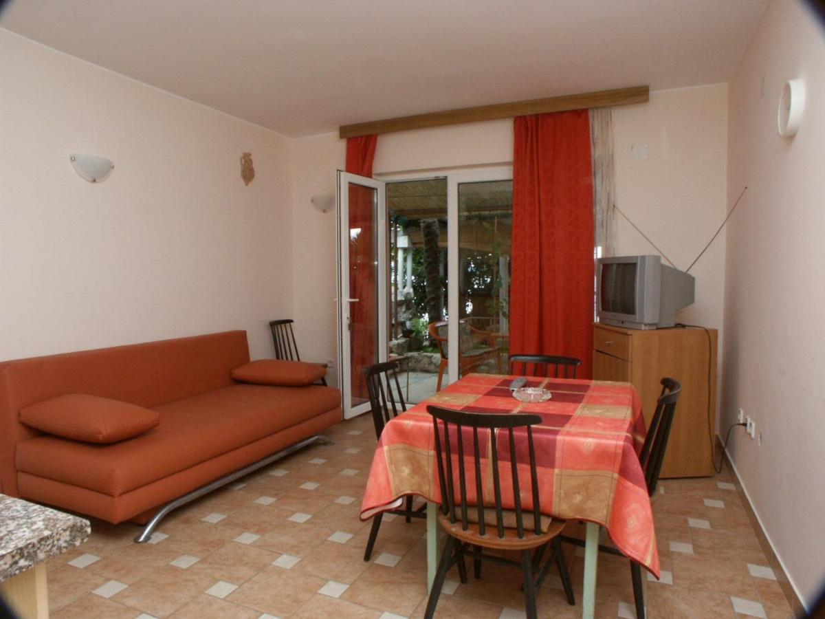 Apartments By The Sea Crikvenica - 2354 Dış mekan fotoğraf
